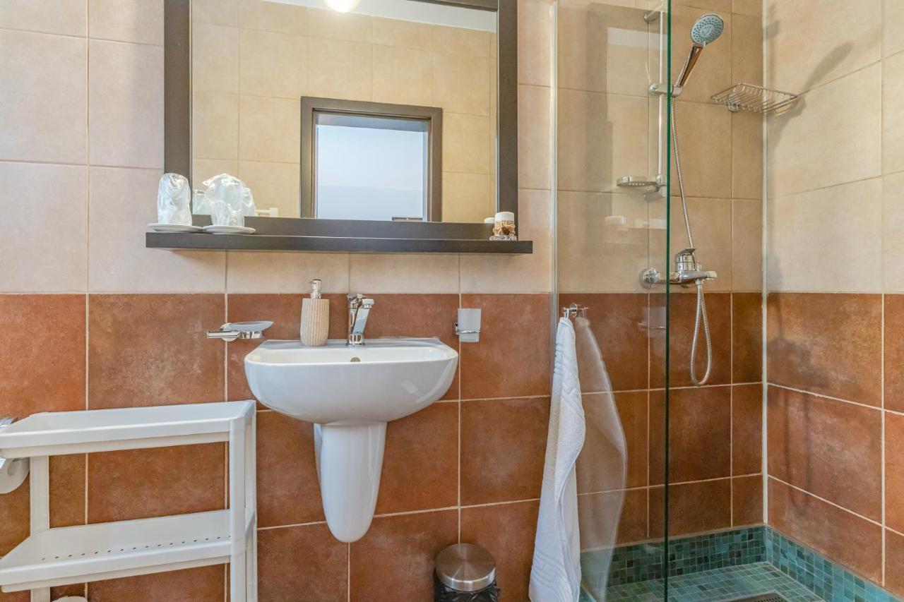 Vila Trubadur - Adults Only Bran  Extérieur photo