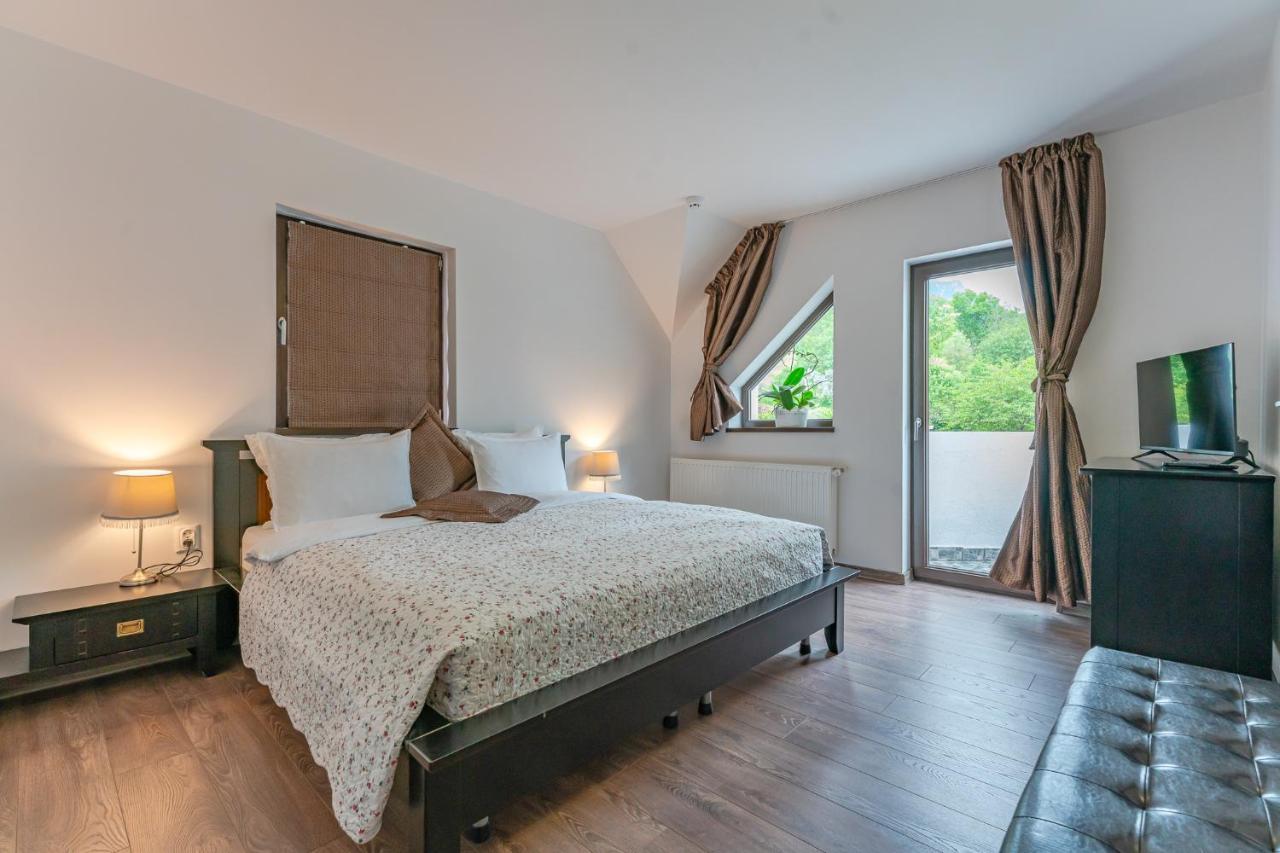Vila Trubadur - Adults Only Bran  Extérieur photo