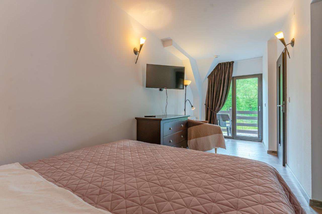 Vila Trubadur - Adults Only Bran  Extérieur photo